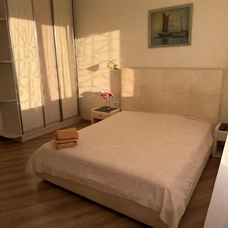 Apartment Apelsin *